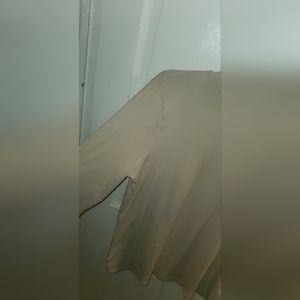 Beige/cream size XL fitted longe sleeve ribbed mockneck